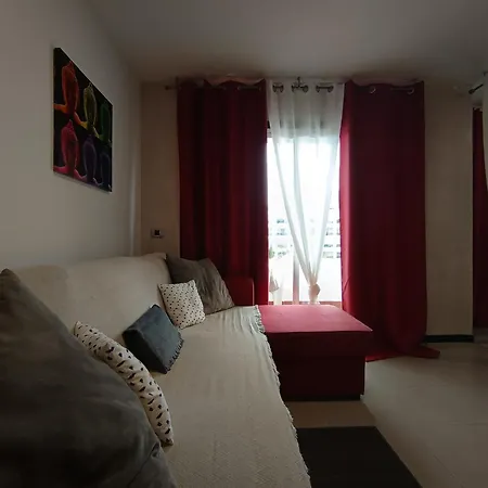 Casa Saura -playa De Americas *