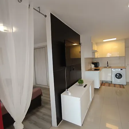 Casa Saura -playa De Americas * Arona (Tenerife)