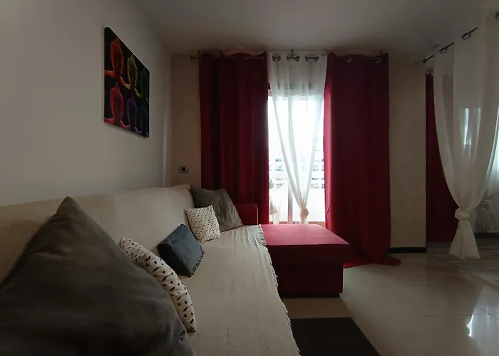 Casa Saura -playa De Americas *