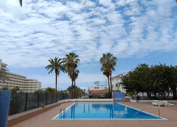 Casa Saura -playa De Americas *