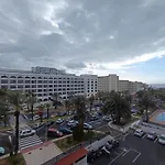Casa Saura -playa De Americas *